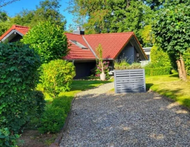 Immi's Hus - Strandhaus Mit Garten